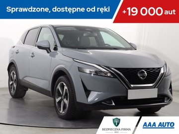 Nissan Qashqai III Crossover 1.3 DIG-T MHEV 140KM 2022 Nissan Qashqai 1.3 DIG-T, Salon Polska