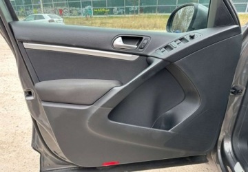 Volkswagen Tiguan I SUV Facelifting 2.0 TDI BlueMotion Technology 150KM 2016 Volkswagen Tiguan Volkswagen Tiguan 2.0 TDI SCR 4MOTION BlueMotion Technol, zdjęcie 14