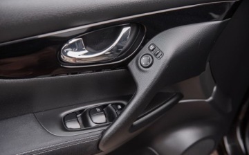 Nissan Qashqai II Crossover 1.6 DIG-T 163KM 2015 Nissan Qashqai 1.6DIG-T 163KM Ledy Nav Cam 360 Panorama ALu Full Serwis, zdjęcie 15