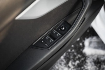 Audi A4 B9 Avant 2.0 TDI 150KM 2016 Audi A4 2.0 TDI, Automat, Navi, Xenon, Bi-Xenon, zdjęcie 25