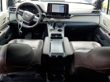 Toyota Sienna III 2022 Toyota Sienna Limited 2022 2.5l 2.5 Hybryda 245KM, zdjęcie 8