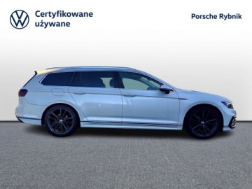 Volkswagen Passat B8 Variant Facelifting 2.0 TDI SCR 200KM 2022 Volkswagen Passat Variant Rline 200KM 4x4 Elegance, zdjęcie 2