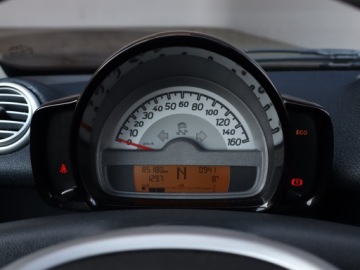 Smart Fortwo II Cabrio Facelifting 1.0 mhd 71KM 2013 Smart Fortwo 1.0, Automat, Klima, zdjęcie 9