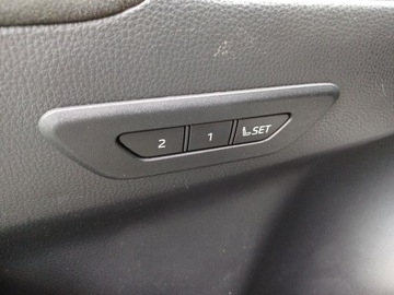 Toyota C-HR II SUV 2.0 Hybrid Dynamic Force 197KM 2024 Toyota C-HR 2.0 Hybrid GR Sport 2.0 Hybrid GR Spor, zdjęcie 22