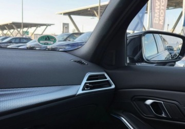 BMW Seria 3 G20-G21 Limuzyna 2.0 330i 258KM 2025 BMW Seria 3 I wlasciciel M Pakiet Led Gwarancja Bezwypadkowy FVAT23, zdjęcie 18