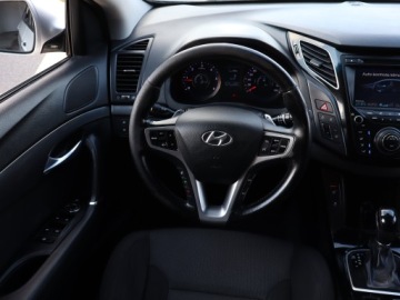 Hyundai i40 Kombi 1.7 CRDi HIGH 136KM 2015 Hyundai i40 1.7 CRDi, Automat, Navi, Klima, zdjęcie 6