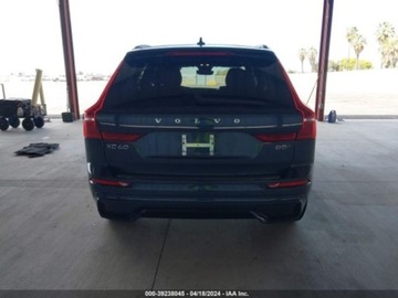 Volvo XC60 II 2023 Volvo XC 60 B5 Dark Theme 2023 2.0l 2.0 Benzyna 247KM, zdjęcie 3