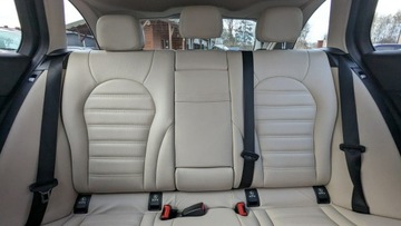 Mercedes Klasa C W205 Limuzyna 350 Plugin Hybrid 293KM 2015 Mercedes C 350 2.0E 292PS ZAREJESTROWANY Serwis, zdjęcie 16
