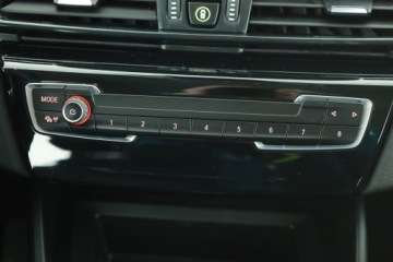 BMW Seria 2 F22-F23-F45-F46 Coupe Facelifting 218d 150KM 2020 BMW 2 Active Tourer 218d Active Tourer, zdjęcie 11