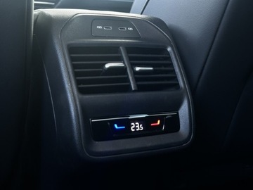 Volkswagen Passat B8 Variant Facelifting 2.0 TDI SCR 150KM 2024 Volkswagen Passat El. Klapa Bagażnika! Wentylowane, zdjęcie 20