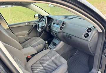 Volkswagen Tiguan I SUV 2.0 TDI CR DPF 140KM 2011 Volkswagen Tiguan Volkswagen Tiguan 2.0 TDI DPF 4Motion Sport amp Style, zdjęcie 18