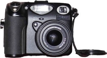 Aparat NIKON COOLPIX 5000