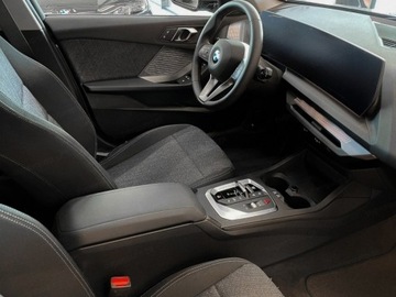 BMW Seria 1 F70 2025 BMW Seria 1 116 Sport Hatchback 1.5 (122KM) 2025, zdjęcie 7