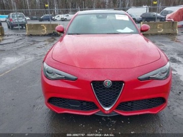 Alfa Romeo Giulia II Sedan Facelifting 2.0 Turbo 280KM 2022 Alfa Romeo Giulia 2022r, TI, AWD, 2.0L 2.0 Benzyna 280KM, zdjęcie 2