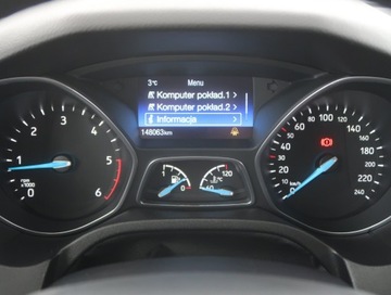Ford Focus III Hatchback 5d facelifting 1.5 TDCi 95KM 2015 Ford Focus 1.5 TDCi, Salon Polska, Serwis ASO, zdjęcie 10