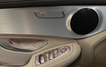 Mercedes GLC C253 SUV Facelifting 2.0 200d 163KM 2022 Mercedes-Benz GLC 4MATIC Salon Polska ASO FV 23 R-CARS Warszawa 2.0 Diesel, zdjęcie 17