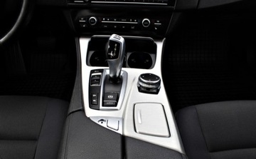 BMW Seria 5 F10-F11 Touring Facelifting 525d 218KM 2015 BMW Seria 5 2.0D 525d X-Drive Led Automatik Navi Hak 1 Rok Gwarancji, zdjęcie 19