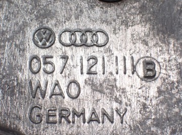 057121111B ČERPADLO VODY 4.2 TDI AUDI A8 D3 A6 Q7 A4