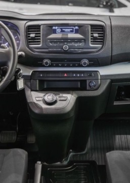 Toyota 2023 Toyota Proace Verso Verso 2.0 D4-D Long Business Aut. 2.0 Diesel 177KM, zdjęcie 23