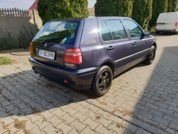 Volkswagen Golf III Hatchback 1.6 75KM 1997 Volkswagen Golf III, zdjęcie 8