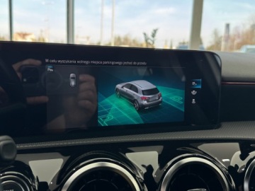 Mercedes Klasa A W177/V177 Hatchback Plug-In 1.3 250e 218KM 2020 Mercedes-Benz A 250 e AMG Line / Plug In / Fotele, zdjęcie 35