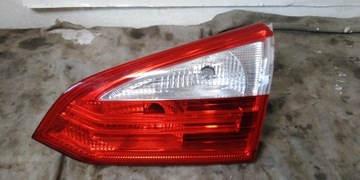 FOCUS MK3 KOMBI 12R LAMPA LED TYŁ KLAPA PRAWA EURO