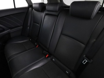 Toyota Avensis III Wagon Facelifting 2015 1.8 Valvematic 147KM 2016 Toyota Avensis niski przebieg skóra navi grzane, zdjęcie 16