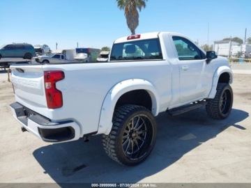 Chevrolet Silverado II 2021 Chevrolet Silverado 2021r, 1500 2WD, Cab Long, 5.3L 5.3 Benzyna 355KM, zdjęcie 6