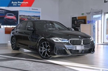 BMW Seria 5 G30-G31 Limuzyna Facelifting 3.0 540i 333KM 2023 BMW Seria 5 540i xDriveFV23Adaptacyjny Reflektor LEDM Kierownica Skorzana