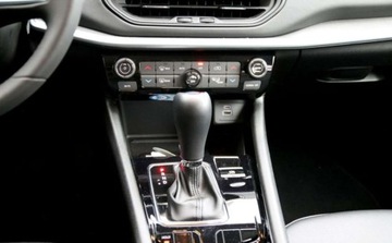 Jeep Compass II SUV Facelifting 1.5 MHEV T4 130KM 2023 Jeep Compass 1.5 T4 mHEV Limited FWD SS DCT Gwarancja od RiA 1.5 Hybryda, zdjęcie 15