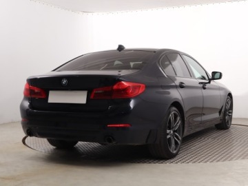 BMW Seria 5 G30-G31 Limuzyna 520d 190KM 2019 BMW 5 520d xDrive, Salon Polska, Serwis ASO, zdjęcie 4