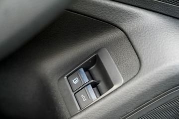 Audi A6 C8 Avant Plug In 2.0 55 TFSI e 367KM 2022 Audi A6 Avant PANORAMA skóra BIXENONY automat, zdjęcie 16