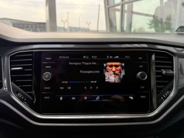 Volkswagen T-Roc I SUV 1.5 TSI ACT 150KM 2021 Volkswagen T-Roc 1.5TSI 150KM Premium DSG Kamera NiskiPrzebieg ACC ASO Sal, zdjęcie 20