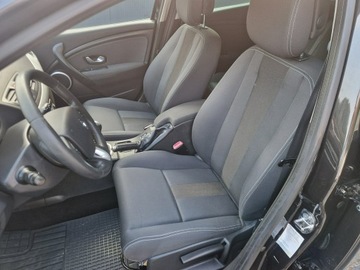 Renault Megane III Hatchback 1.4 16v TCe 130KM 2009 Renault Megane Serwisowane. Klimatronic, zdjęcie 13