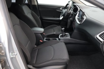 Kia Ceed III Kombi 1.6 CRDi 136KM 2021 Kia Ceed 1.6 CRDi MHEV, Salon Polska, Serwis ASO, zdjęcie 8