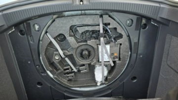 Volkswagen Touran II 1.6 TDI 105KM 2014 Volkswagen Touran Sewisowany 1.6 TDI, zdjęcie 30