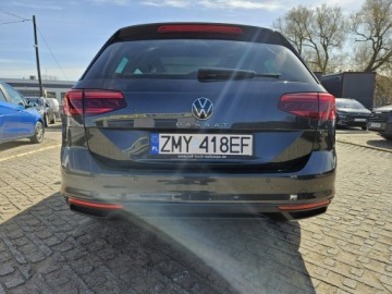 Volkswagen Passat B8 Variant Facelifting 2.0 TDI SCR 150KM 2021 Volkswagen Passat Variant 2,0 diesel 150KM DSG LED, zdjęcie 17