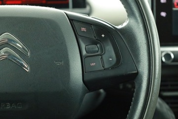 Citroen C4 Cactus Crossover 1.2 PureTech 82KM 2016 Citroen C4 Cactus 1.2 PureTech, Salon Polska, zdjęcie 12