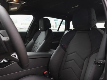 BMW Seria 5 G90-91 Touring 2.0 520d 197KM 2025 BMW Seria 5 Touring 520d Sport Combi 2.0 (197KM) 2025, zdjęcie 4