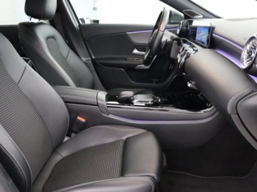 Mercedes Klasa A W177/V177 2021 Mercedes A A 180, Salon Polska, Automat, VAT 23%, zdjęcie 8