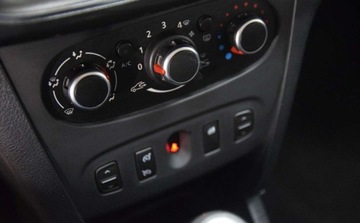 Dacia Sandero II Hatchback 5d Facelifting 0.9 TCe 90KM 2017 Dacia Sandero Stepway Benzyna Klimatyzacja Duze radio Zarejestrowany 90KM, zdjęcie 20