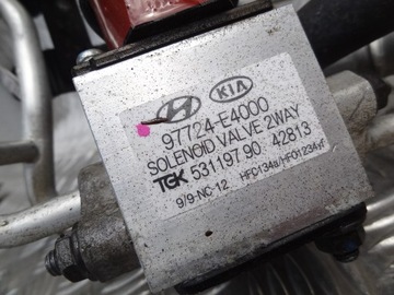 HYUNDAI IONIQ 4 2017 ELEKTR. VENTIL KLIMATIZACE PŘÍVOD 97724-E4000 ORIG.