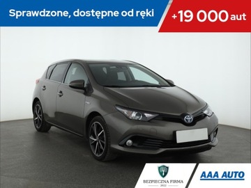 Toyota Auris II 2017 Toyota Auris Hybrid, Serwis ASO, Automat, Skóra