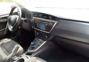 Toyota Auris II 2014 Toyota Auris Okazja 1.8 Hybryda 98KM, zdjęcie 15