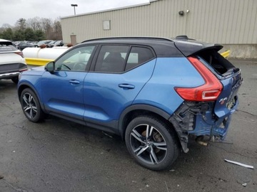 Volvo XC40 Crossover 2.0 T5 247KM 2019 Volvo XC 40 2019 VOLVO XC40 T5 R-DESIGN 2.0 Benzyna 247KM, zdjęcie 1