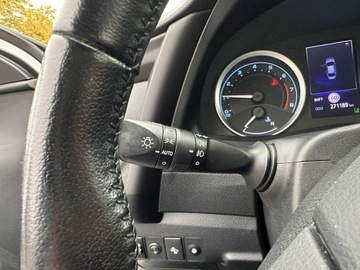 Toyota Corolla XI Sedan Facelifting 1,6 Valvematic 132KM 2017 Toyota Corolla 1.6 benzyna/Biała perła/Kamera, zdjęcie 26