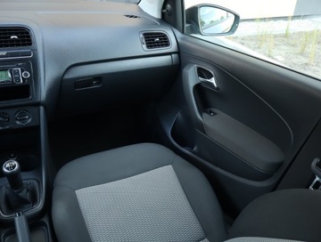 Volkswagen Polo V Hatchback 5d 1.2 70KM 2011 VW Polo 1.2 12V, Klima, zdjęcie 7
