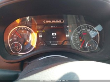  RAM 1500 2022r., Lone Star, od ubezpieczalni 5.7 Benzyna 395KM, zdjęcie 10