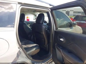 Jeep Cherokee V 2022 Jeep Cherokee 3.2 V6 271 KM Pentastar, 4x4, piekny kolor, przedstawiciel I, zdjęcie 5