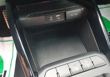 Kia Stonic Crossover 1.0 T-GDI 120KM 2020 Kia Stonic Kamera Nawigacja GetHelp Benzyna 120KM, zdjęcie 22